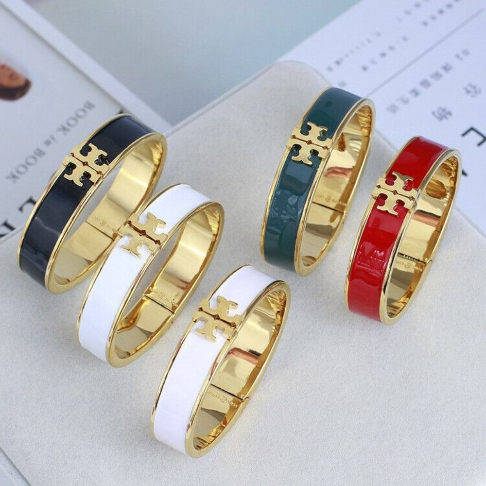 KIRA ENAMELED RAISED-LOGO HINGED BRACELET - B269 - Picture 2 of 4